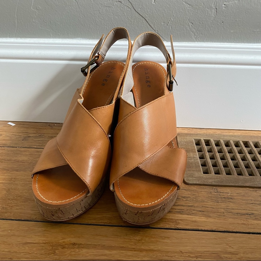 Hinge Wedge Heel - Picture 2 of 4